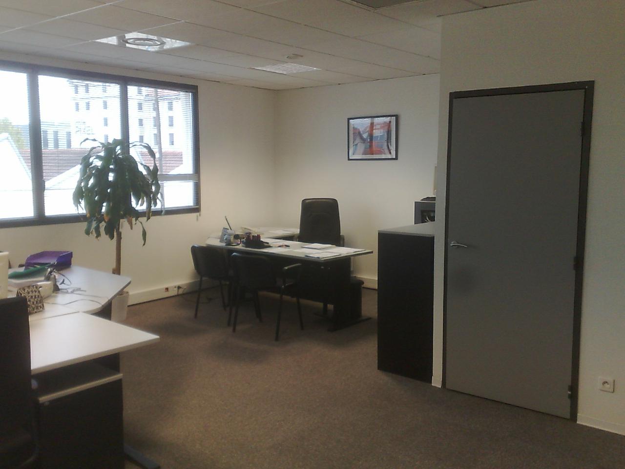 Local d'activité Villeurbanne 200m² Location local d'activité Villeurbanne Rhône OLACT2311701 2